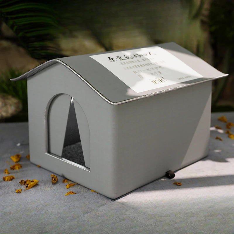 Waterproof Outdoor Pet House WAGGING TAIL