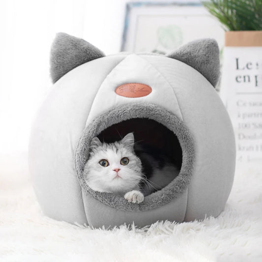 Cozy Winter Cat Bed WAGGING TAIL